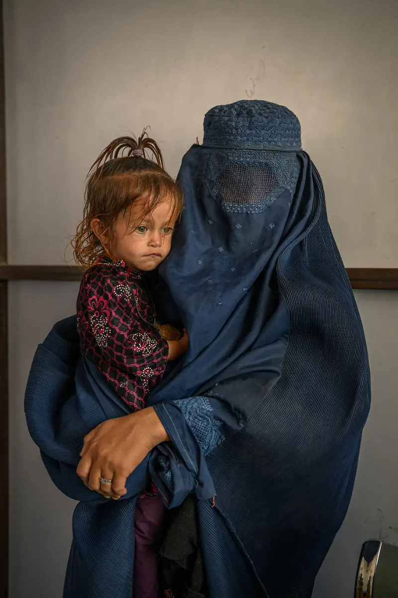 1 - Madina and Niaz Bibi in Andar